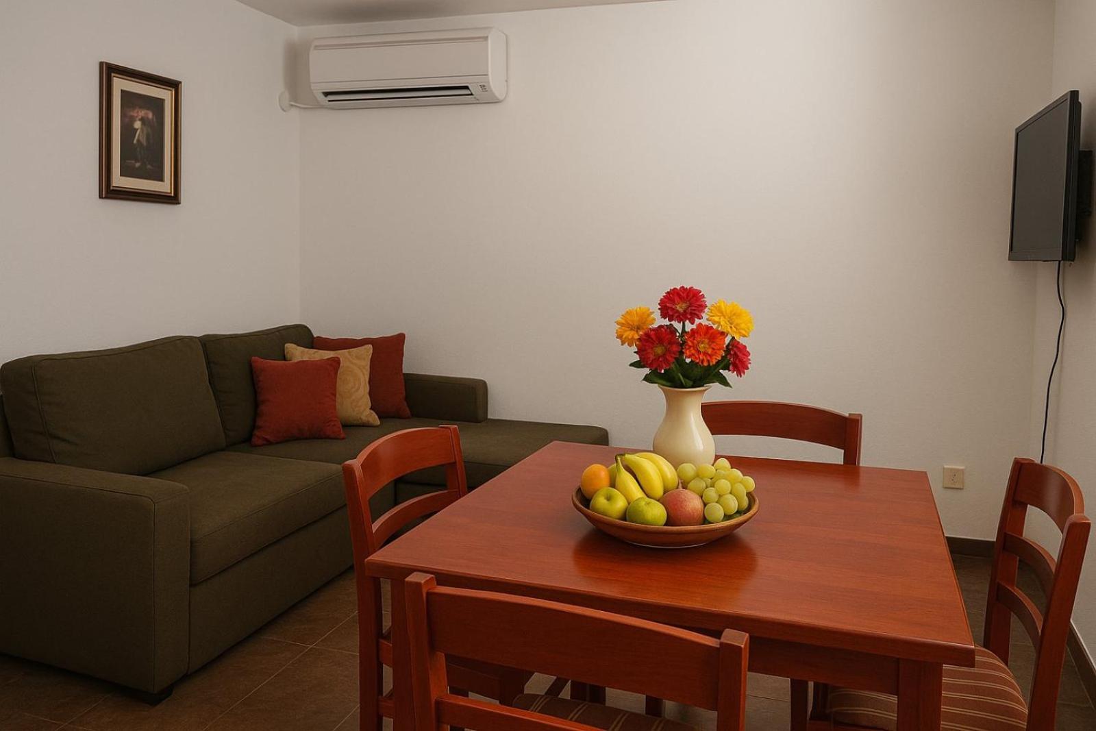 Apartments Villa Mirjana Будва Екстер'єр фото