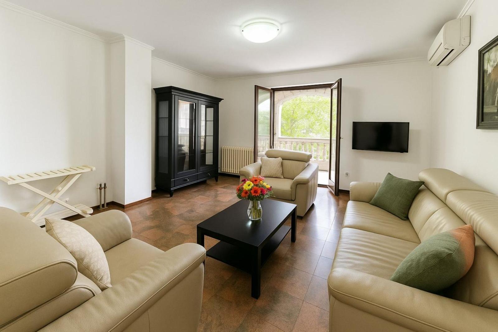 Apartments Villa Mirjana Будва Екстер'єр фото