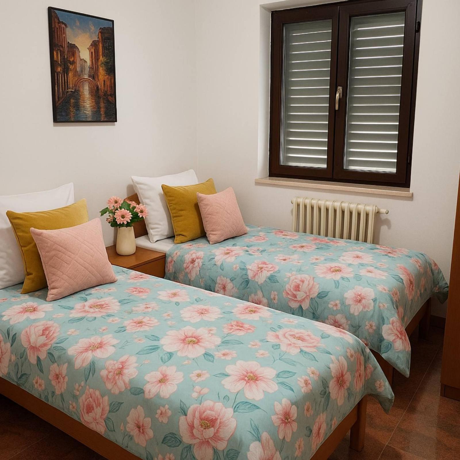Apartments Villa Mirjana Будва Екстер'єр фото