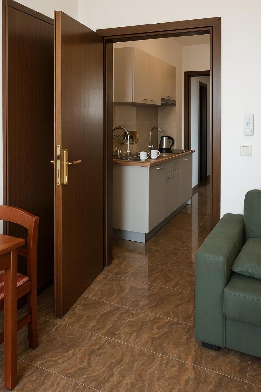 Apartments Villa Mirjana Будва Екстер'єр фото